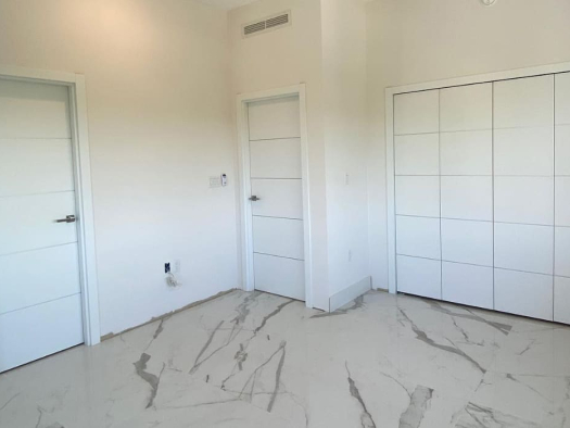 10 Small Apartment Door Hacks to Save Space and Upgrade Style