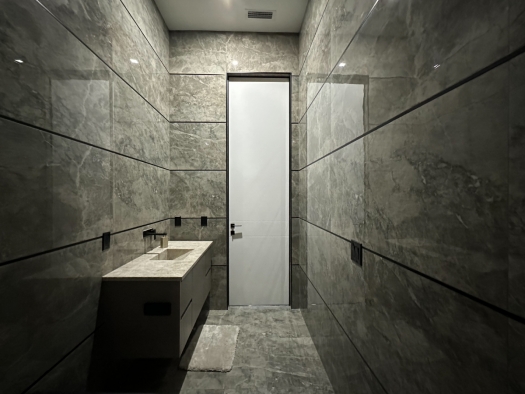 How to Choose Interior Doors for the Bathroom: A Comprehensive Guide