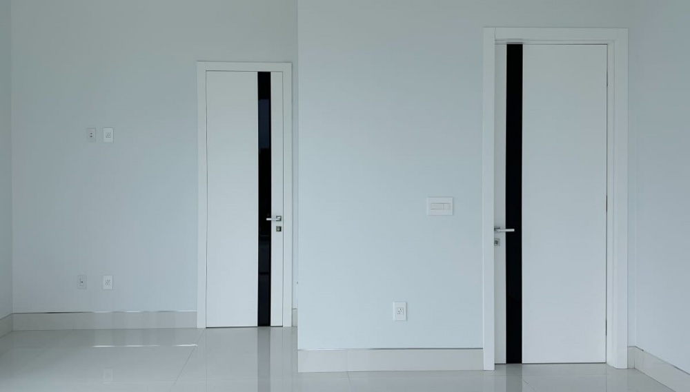 How to Diagnose and Fix a Door That Won't Stay Open