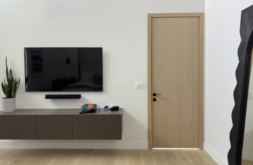 Door-Floor-Trim