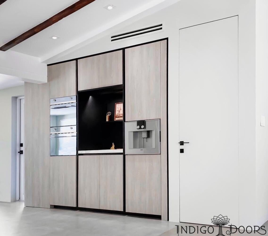 Frameless Doors and Structural Integrity